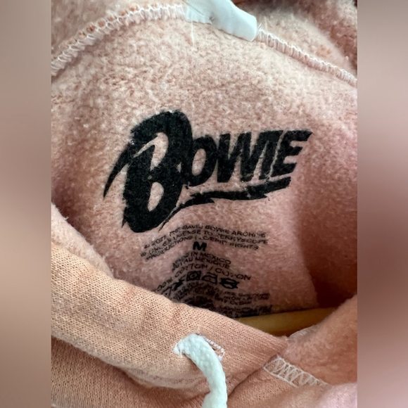 NWT David Bowie Hoodie Pink Women's Medium Just Dance distressed style Japanese - Picture 6 of 8